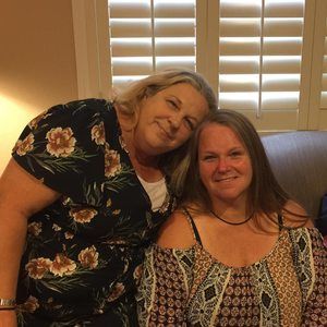 Meet your Posher, Joni